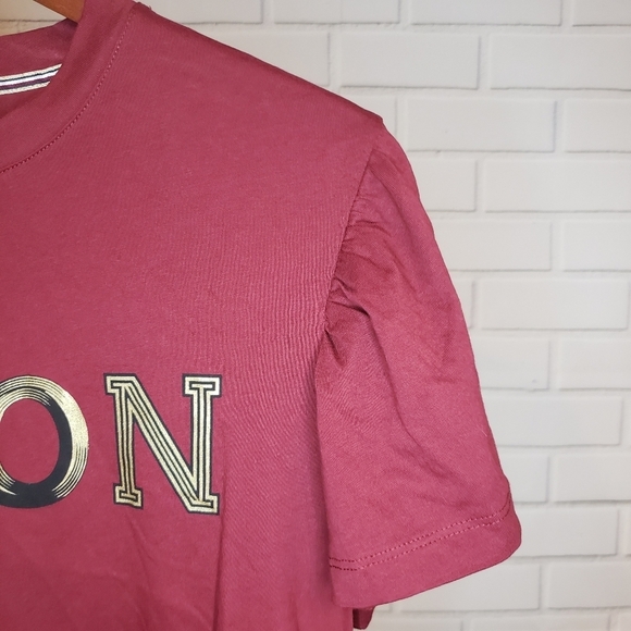Tommy‎ ICON Red ruffle sleeve Graphic tee - Picture 2 of 10